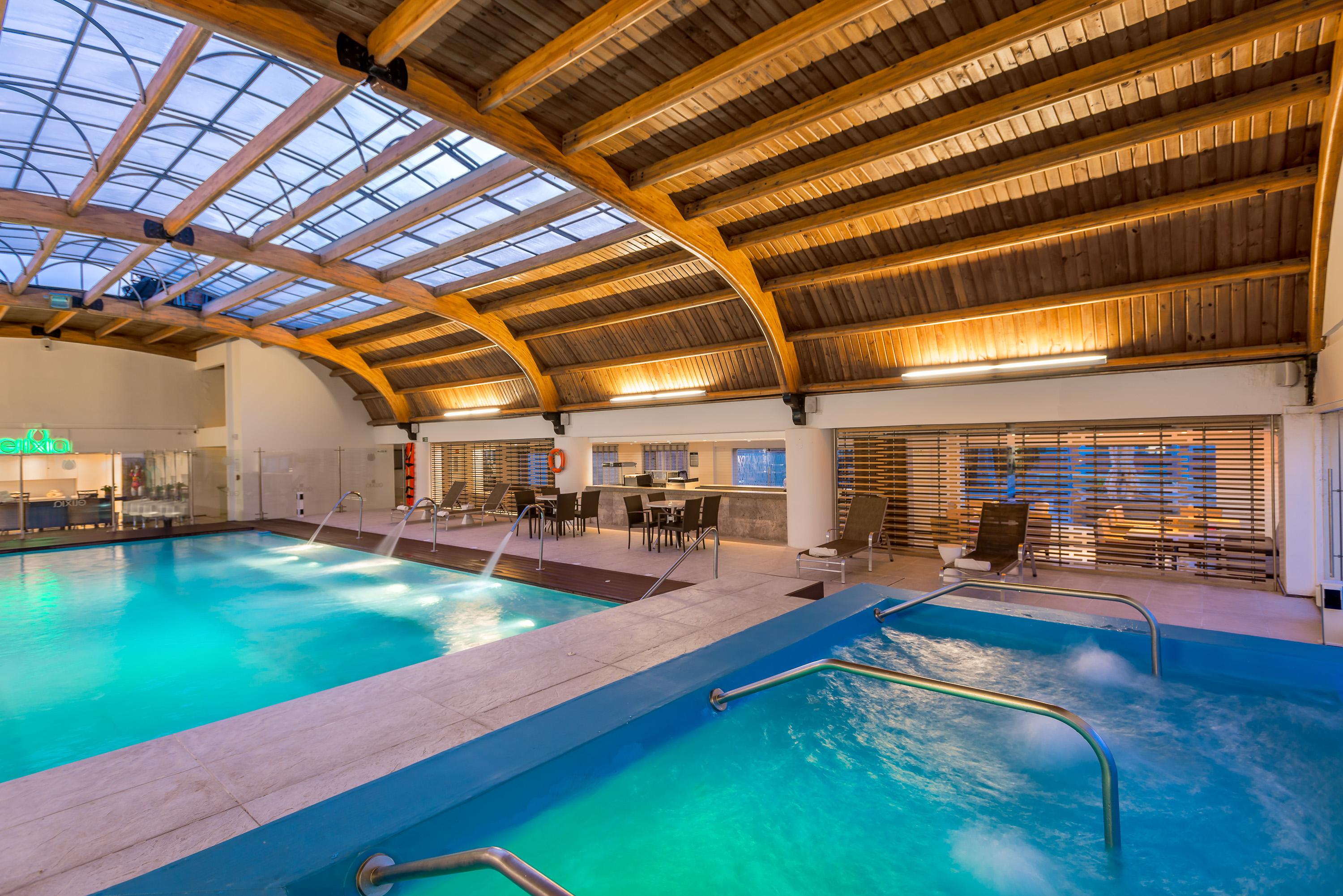Casa Dann Carlton Hotel & Spa Bogota Buitenkant foto The swimming pool at the hotel