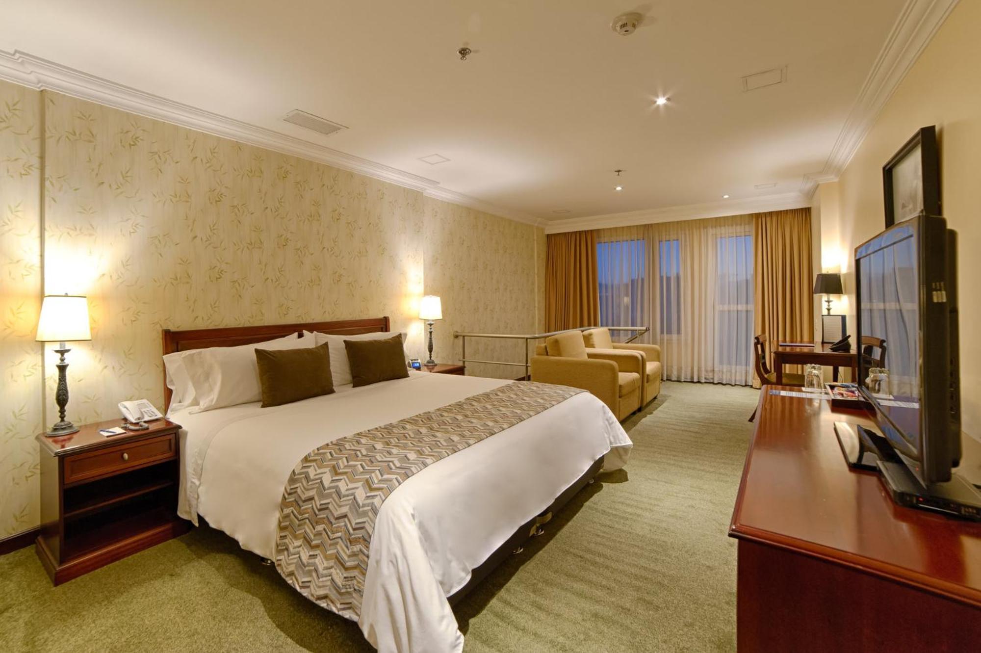 Casa Dann Carlton Hotel & Spa Bogota Buitenkant foto A room at the hotel