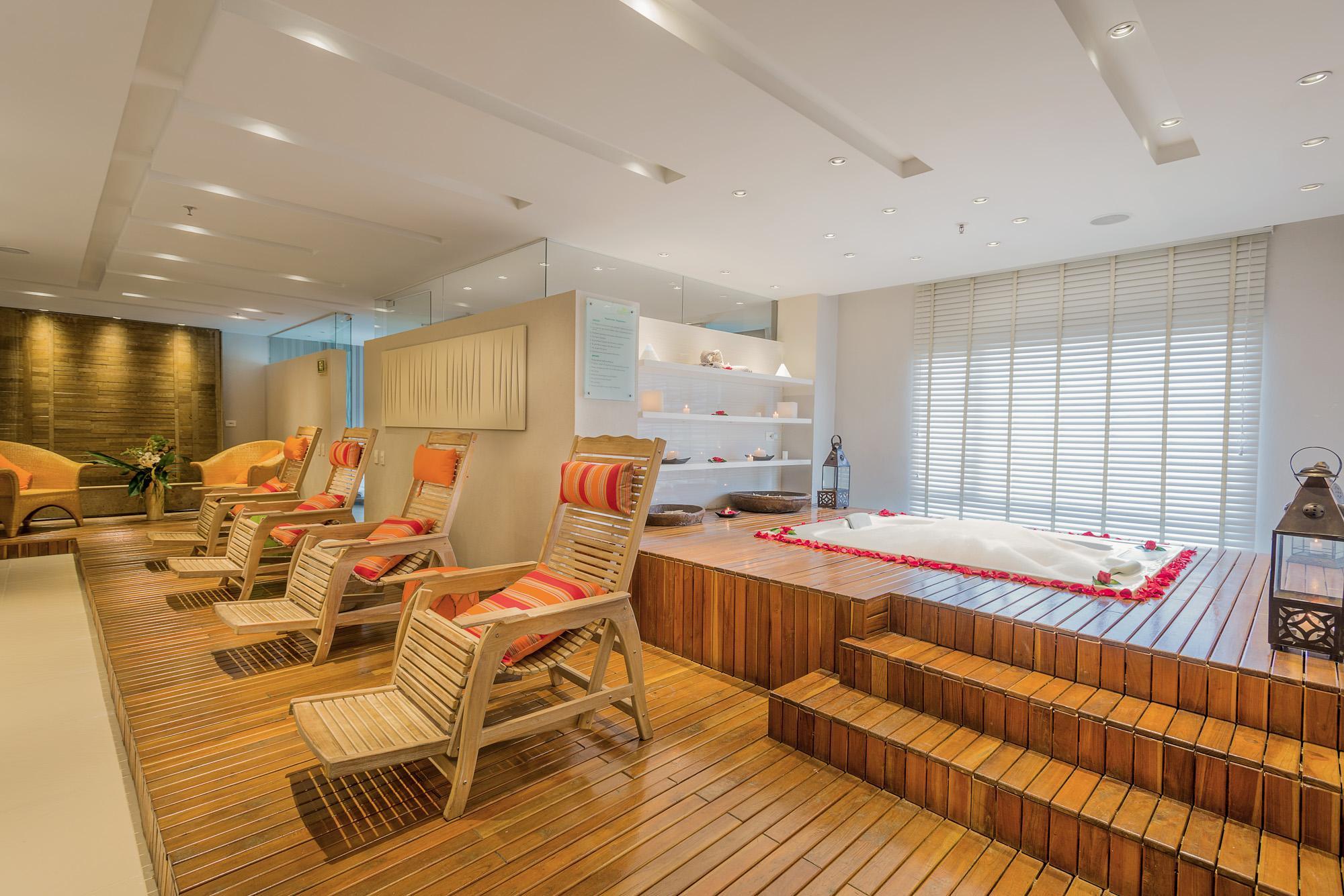 Casa Dann Carlton Hotel & Spa Bogota Faciliteiten foto A modern onsen